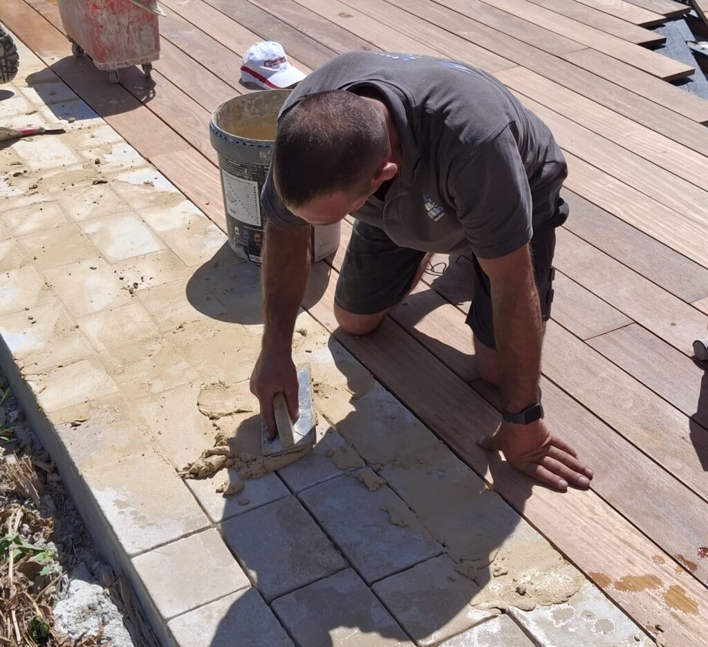 20250530_155715_2 Sebastien JAUD joints carrelage extérieur