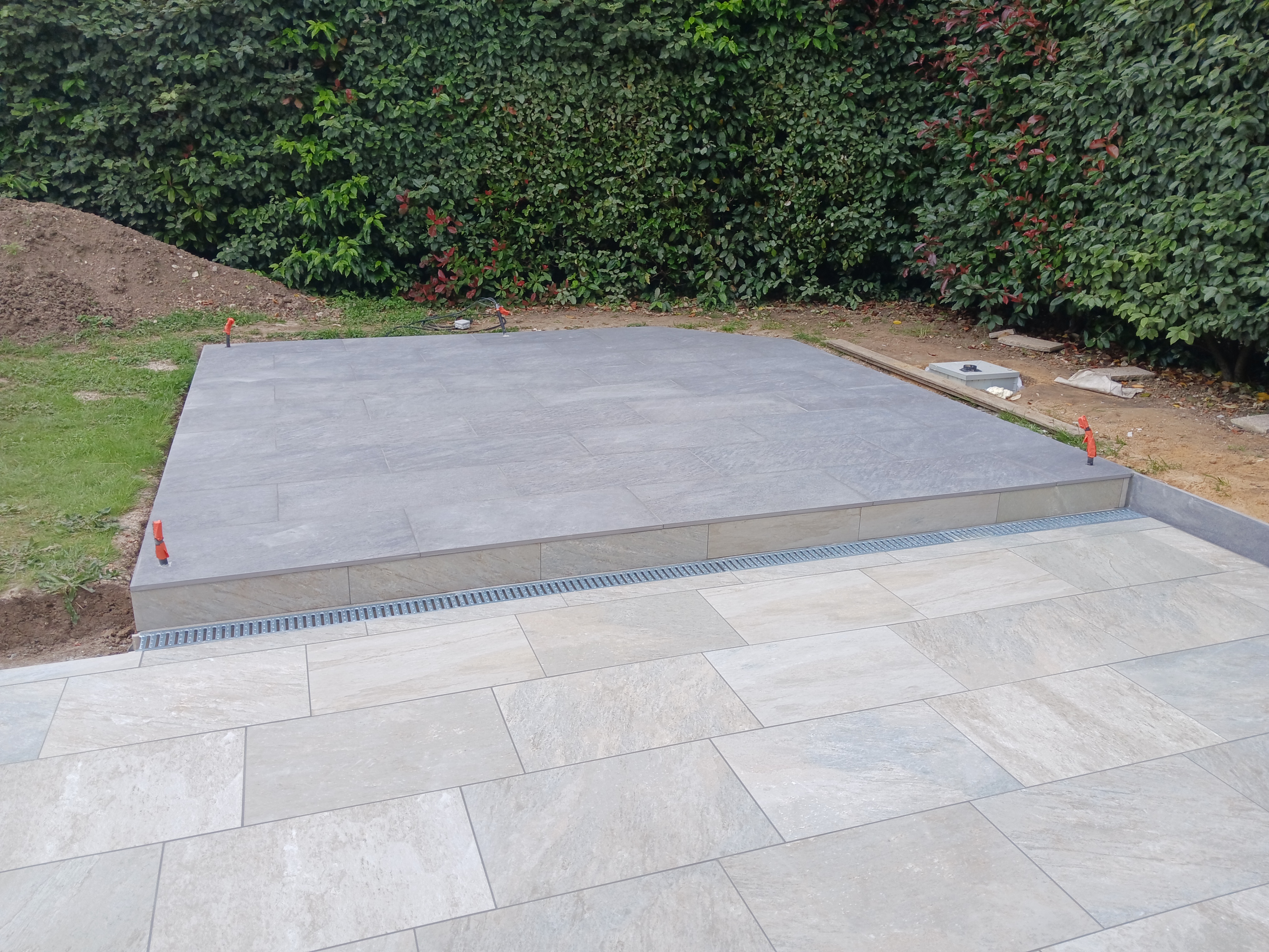 20240528_165338 Carrelage terasse